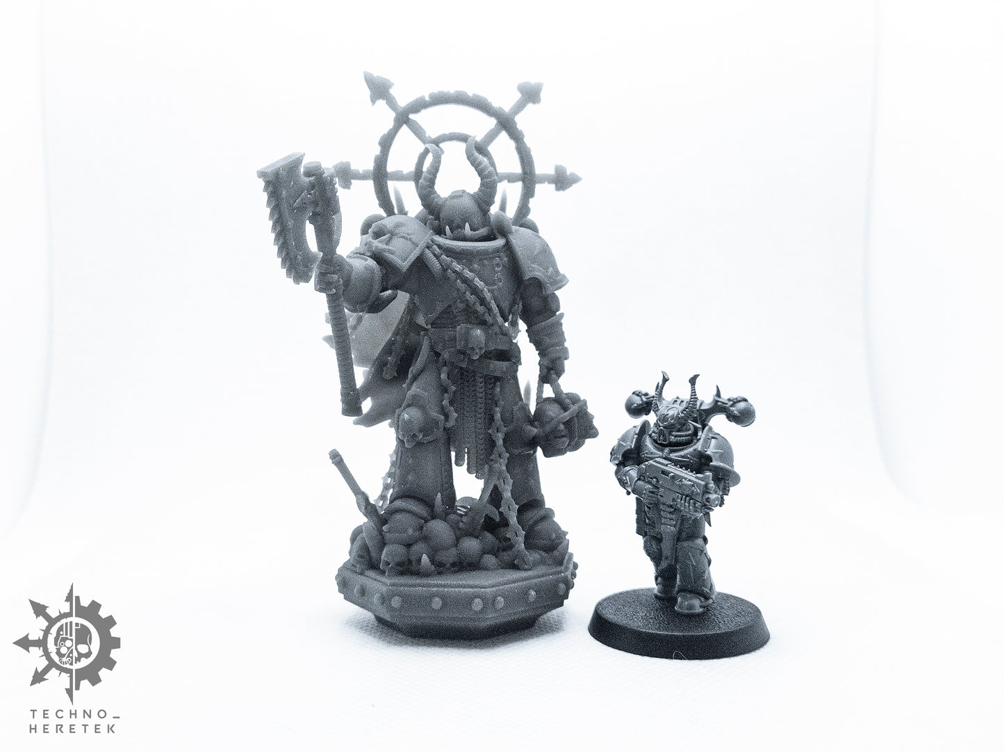 Dark Legionnaire Statue