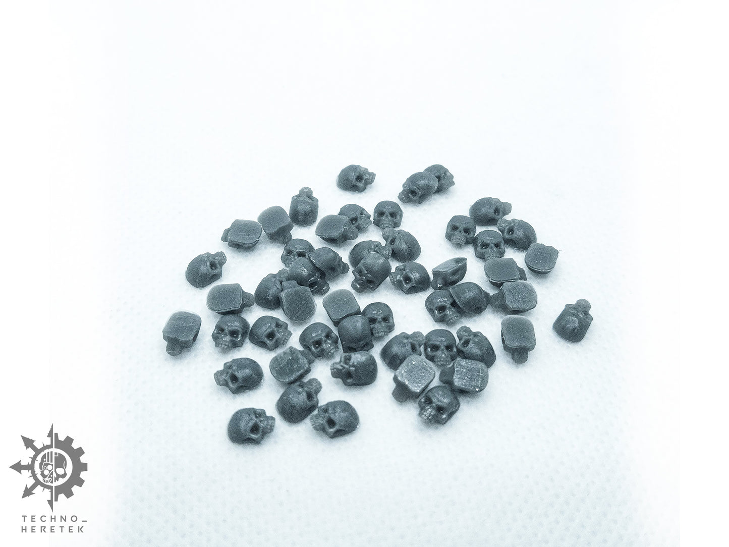 Grimdark flat ornate skulls Set